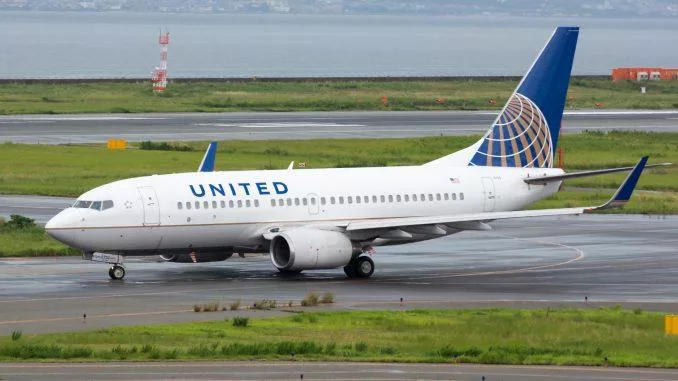 Boeing 737 700.jpg