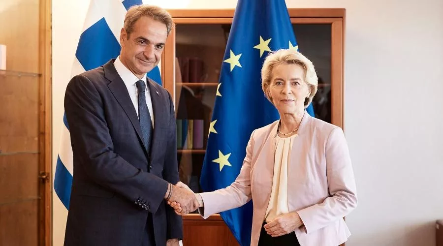 MITSOTAKIS VON DER LAYEAN 5 21111.jpg