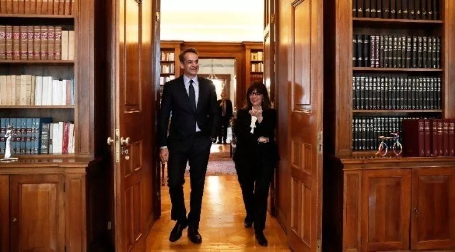 mitsotakis sakellaropoulou 21221111.jpg