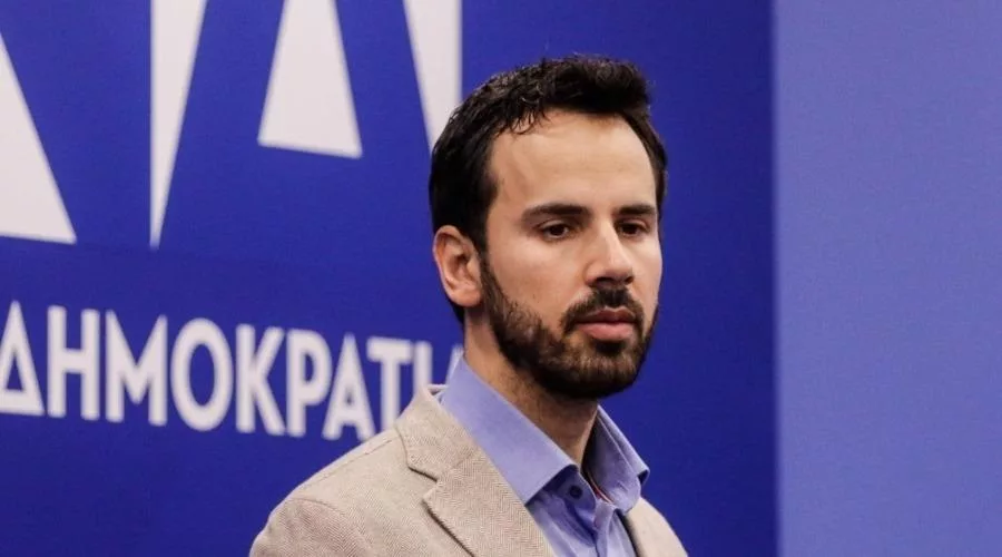 nikos romanos 11.jpg