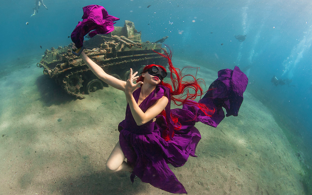 Underwater photo shoot. Pool vs. Sea - Freediving in United Arab Emirates. Courses, Certificates and Equipment