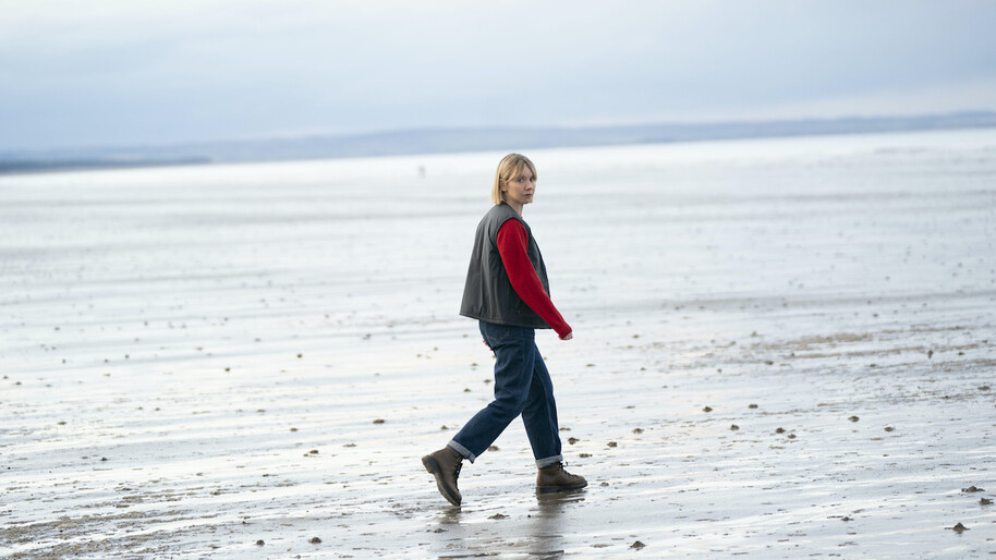 karen pirie walking across scottish beach