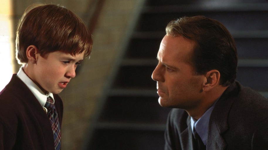 The Sixth Sense (1999)