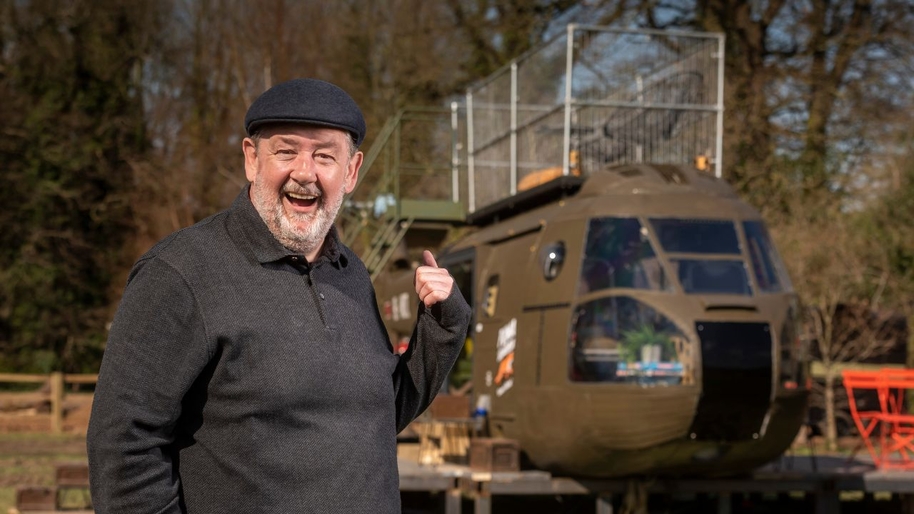 Johnny Vegas - Carry on Glamping