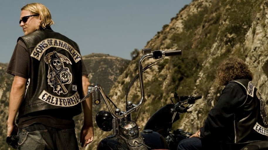 Charlie Hunman in Sons of Anarchy