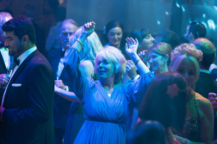 Alison Steadman dancing in Life