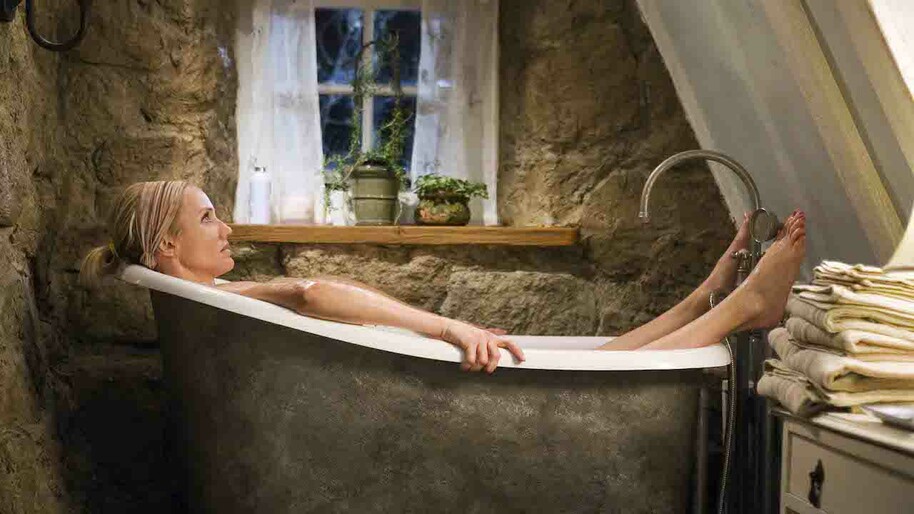 cameron diaz in bathtup