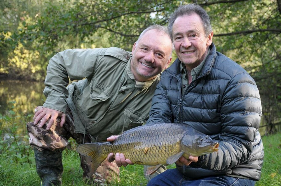 Paul Whitehouse and Bob Mortimer fishing
