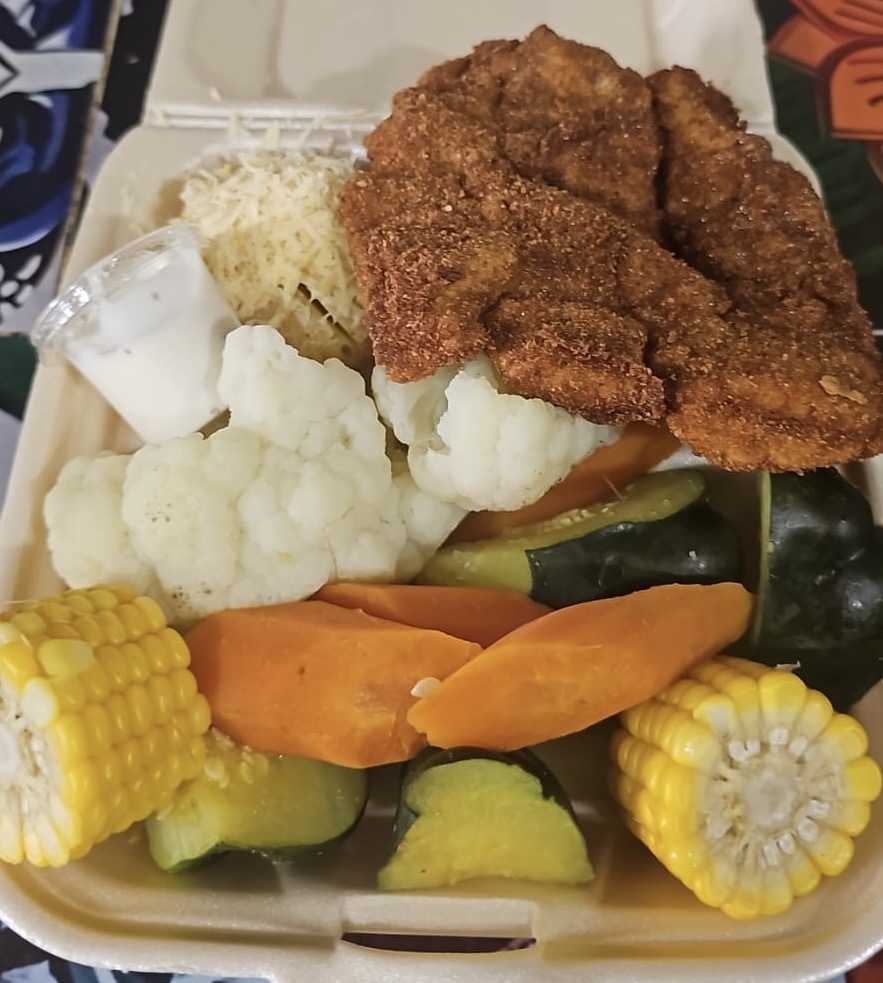 Fish Fillet with Steamed Veggies