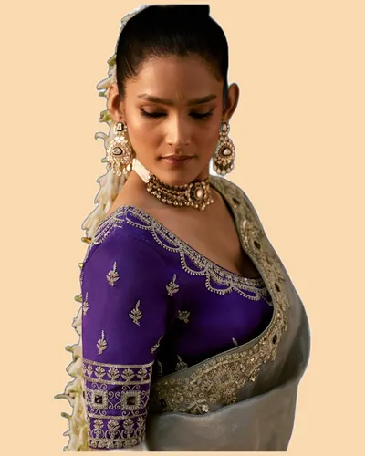 Gharana Modern Tradition Viscose Zari Tissue Sarees — image 2
