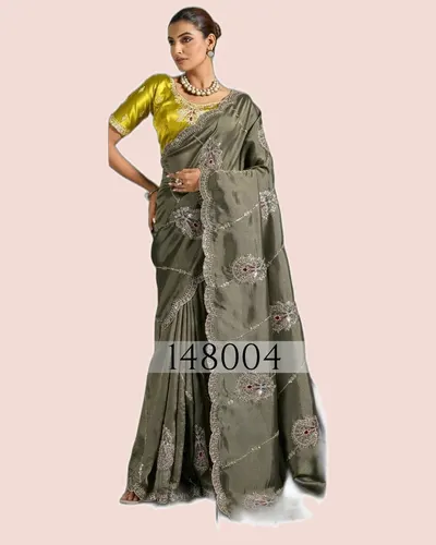 Valeria Royale Self-Stripe Giraffe Sarees — image 2