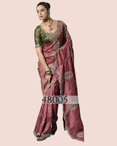 Valeria Royale Self-Stripe Giraffe Sarees — image 4