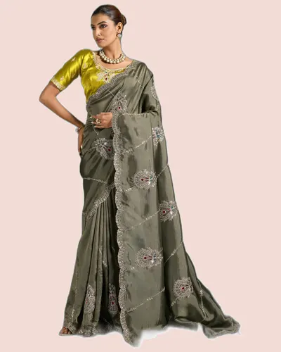 Valeria Royale Self-Stripe Giraffe Sarees