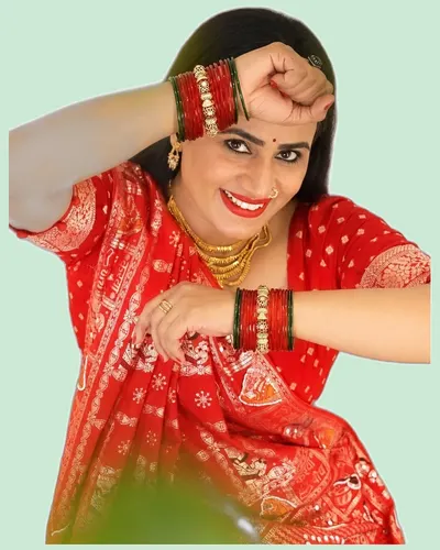 Rich Feel Dola Viscose Festive Sarees — image 3