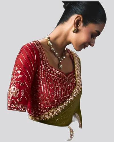 Rich Look  Solid Border Premium Lightweight Beads Sarees — image 2