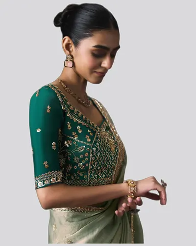 Rich Look  Solid Border Premium Lightweight Beads Sarees — image 2