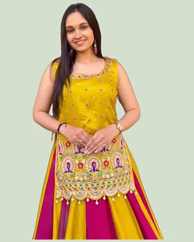 Chic Vichitra Silk Dandiaya Special Lehengas — image 4