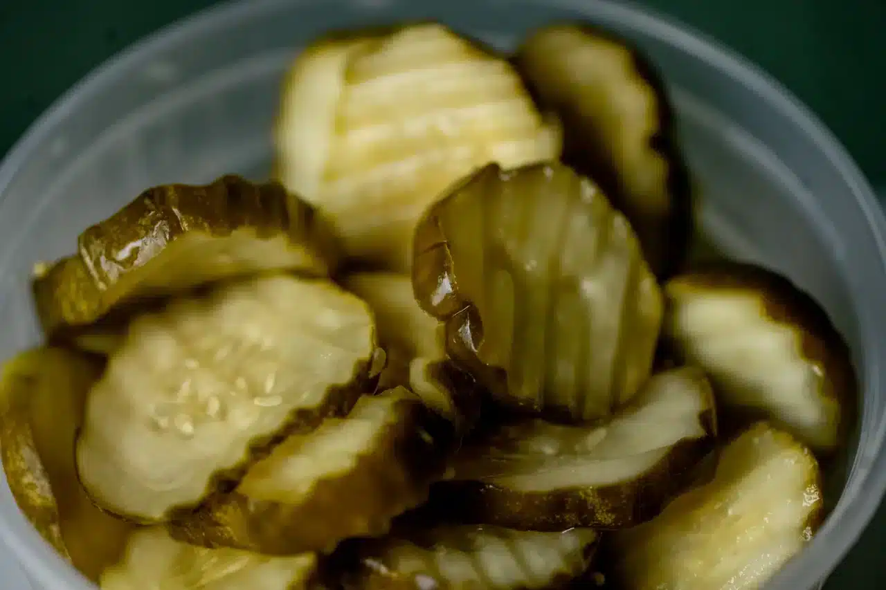 Pickles - Party Pickle Spicy Horseradish (container)