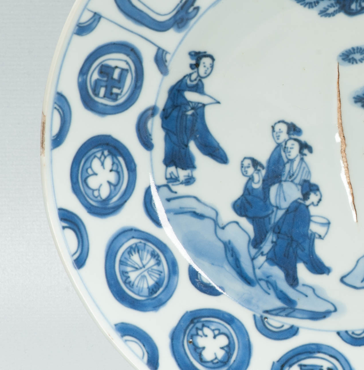 Antique Chinese Ming Tianqi Chongzhen Blue White Porcelain Figural Dish c.1630