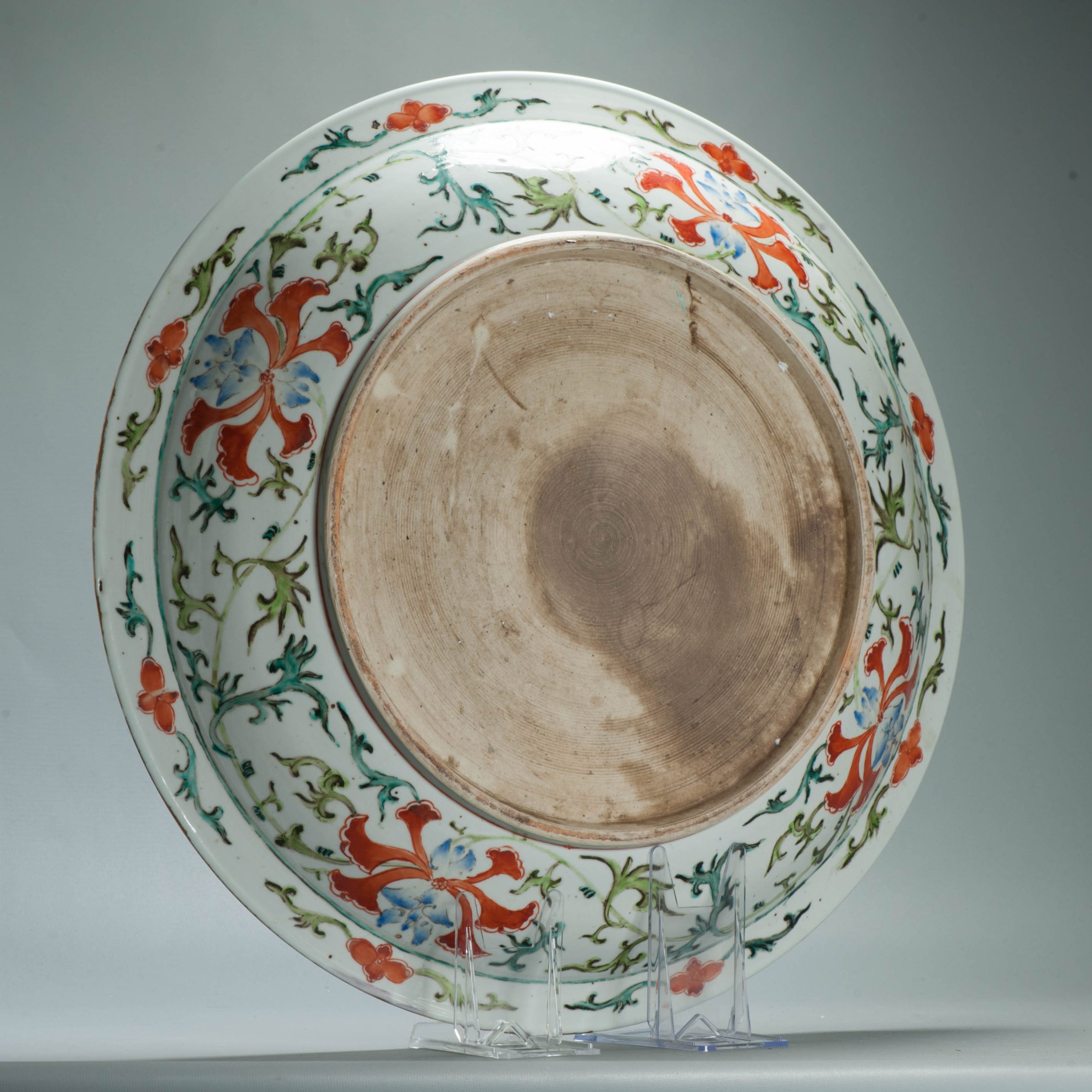 Huge 51CM 19C Chinese Porcelain 'Phoenix and Buddhist Emblems' charger - Image 8