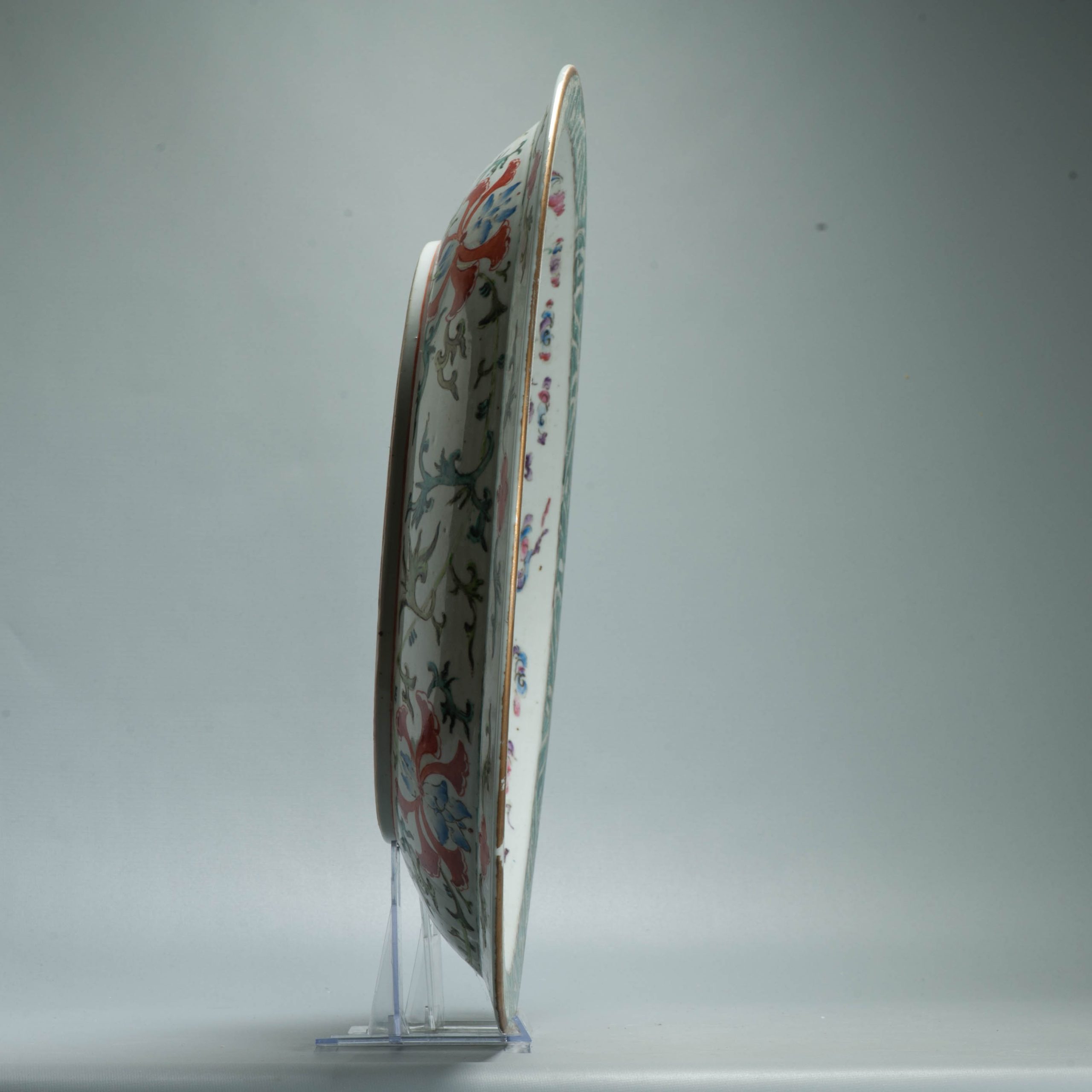 Huge 51CM 19C Chinese Porcelain 'Phoenix and Buddhist Emblems' charger - Image 4