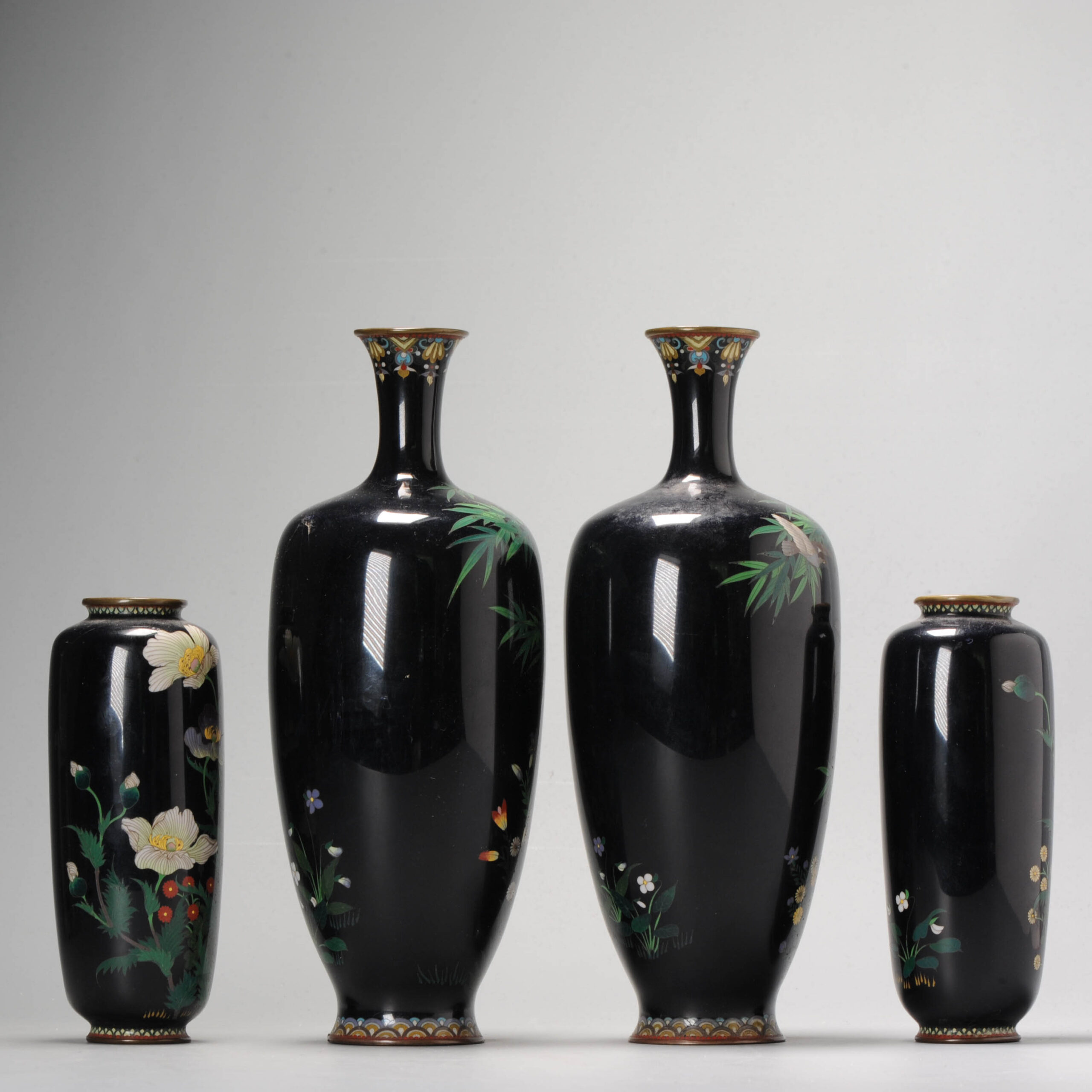 A Garniture vase set with Birds In flight cloisonné enamel Meiji era (1868-1912) - Image 4