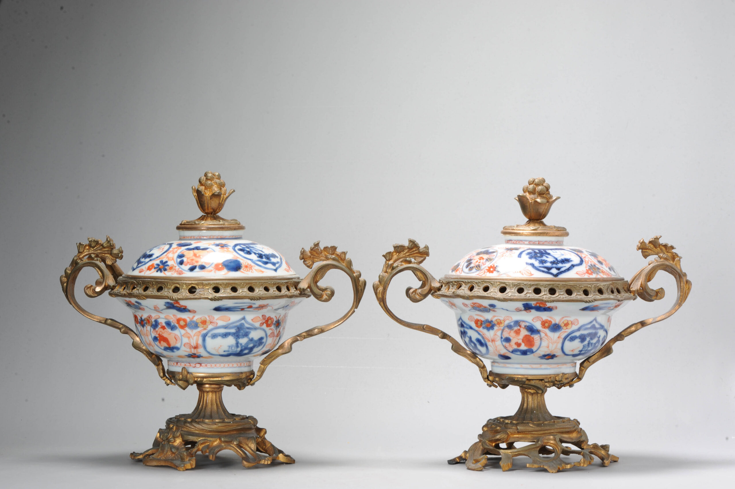 Antique 1680 Edo Arita Bowls Japanese Porcelain Vase Ormulu mounted