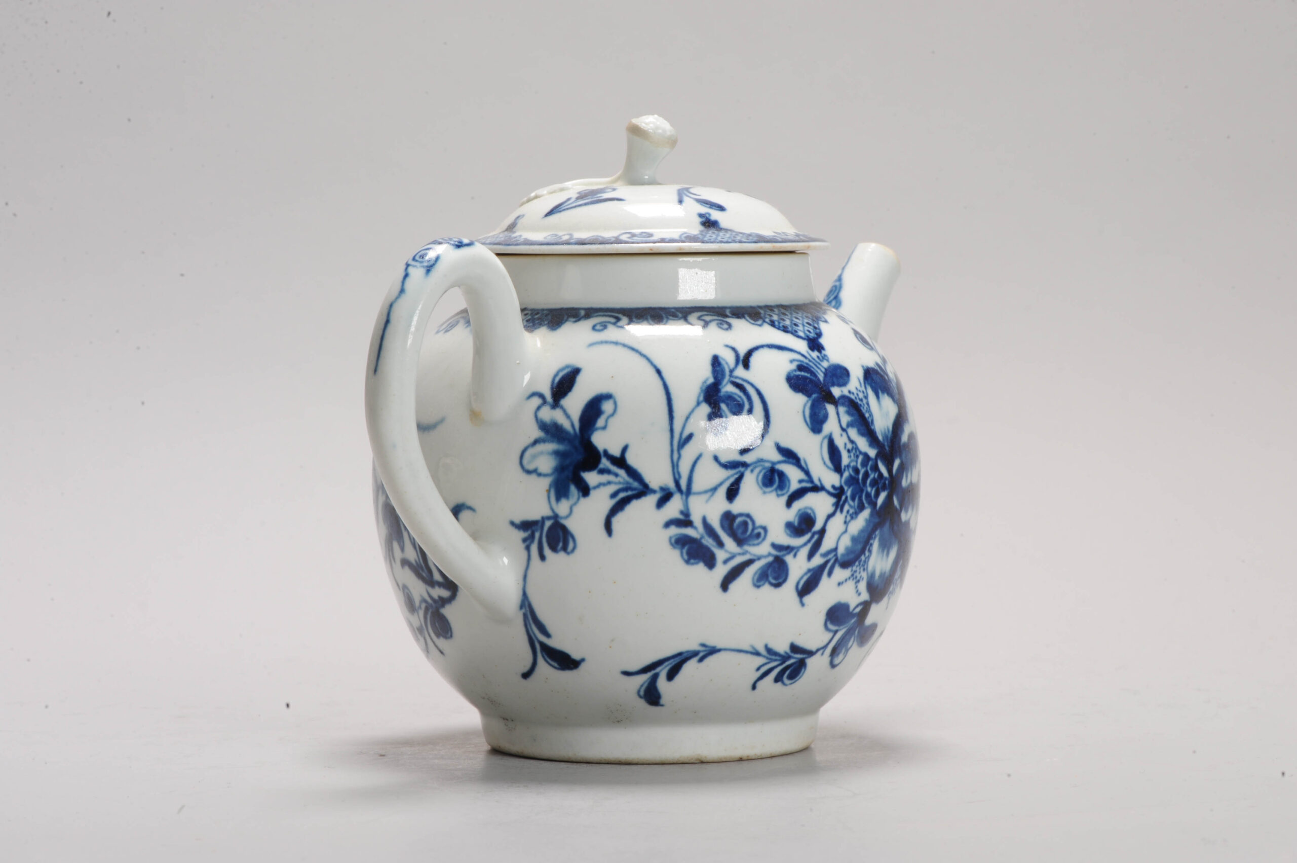 18th Century English Porcelain Worcester Teapot Dr Wall period Flower Pattern - Image 11