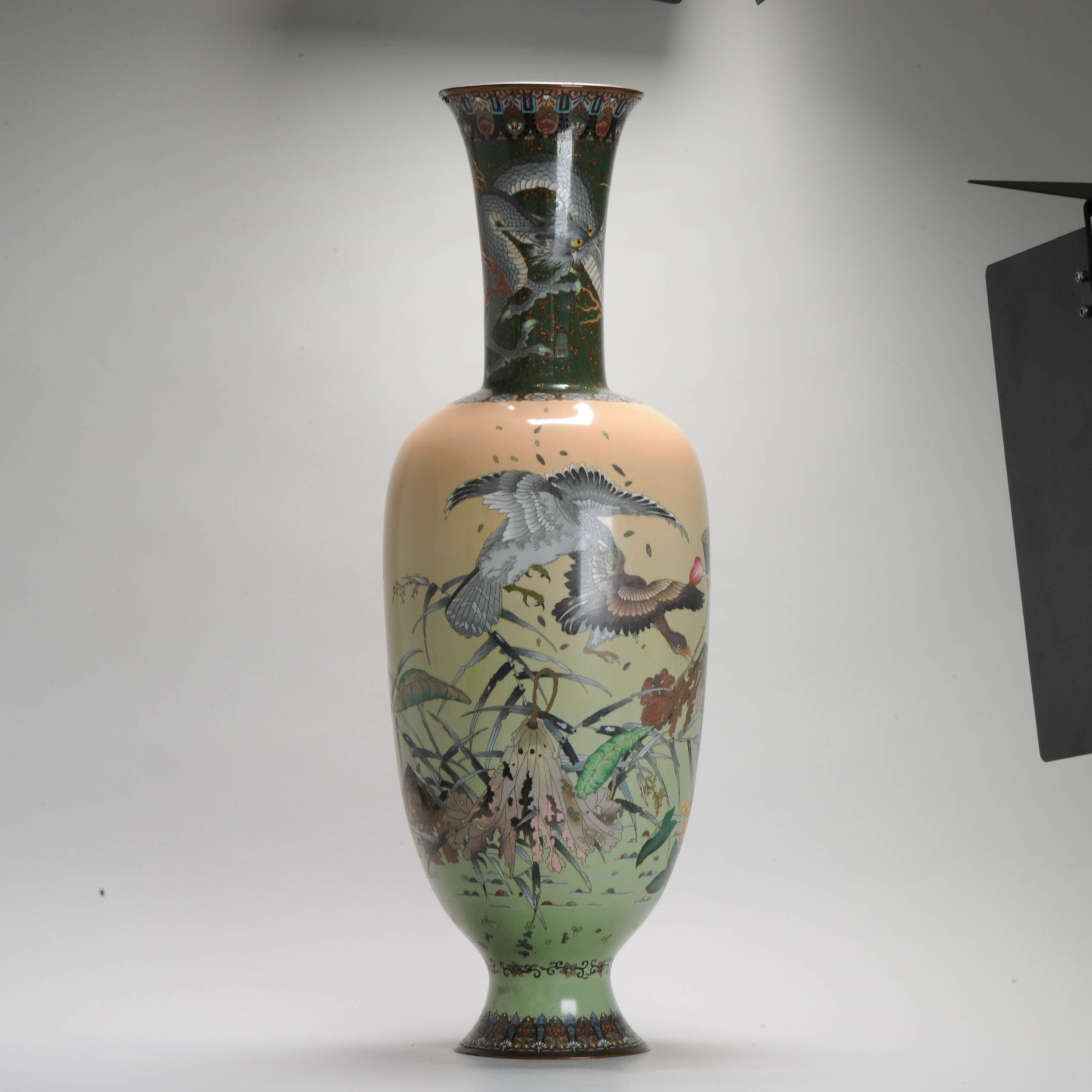 64CM Antique Japanese 19C Meiji Cloisonne Vase Japan HUNTING SCENE Dragon - Image 3