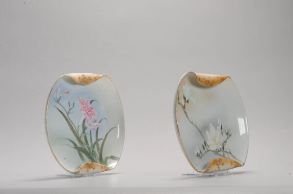 Pair Antique Meiji Japanese Porcelain Dishes Unusual shape Kutani Marked. - Image 3