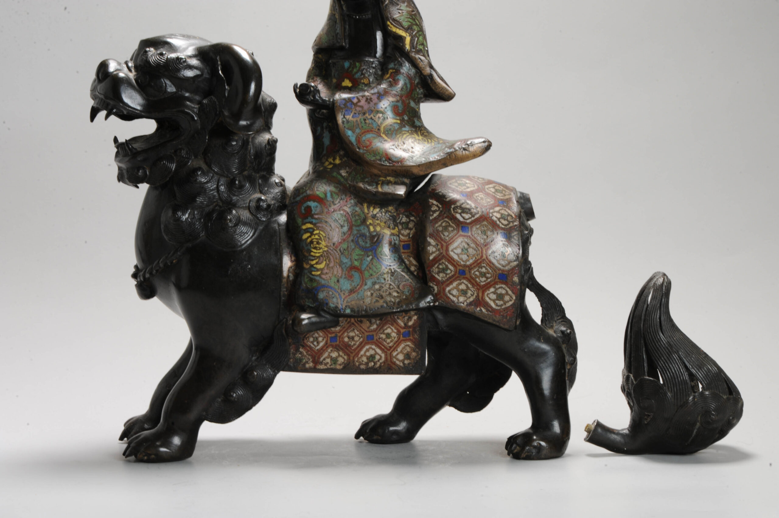 Pair of Chinese Bronze Statue Incense Burners on Foo Lions China Cloisonne - Image 29