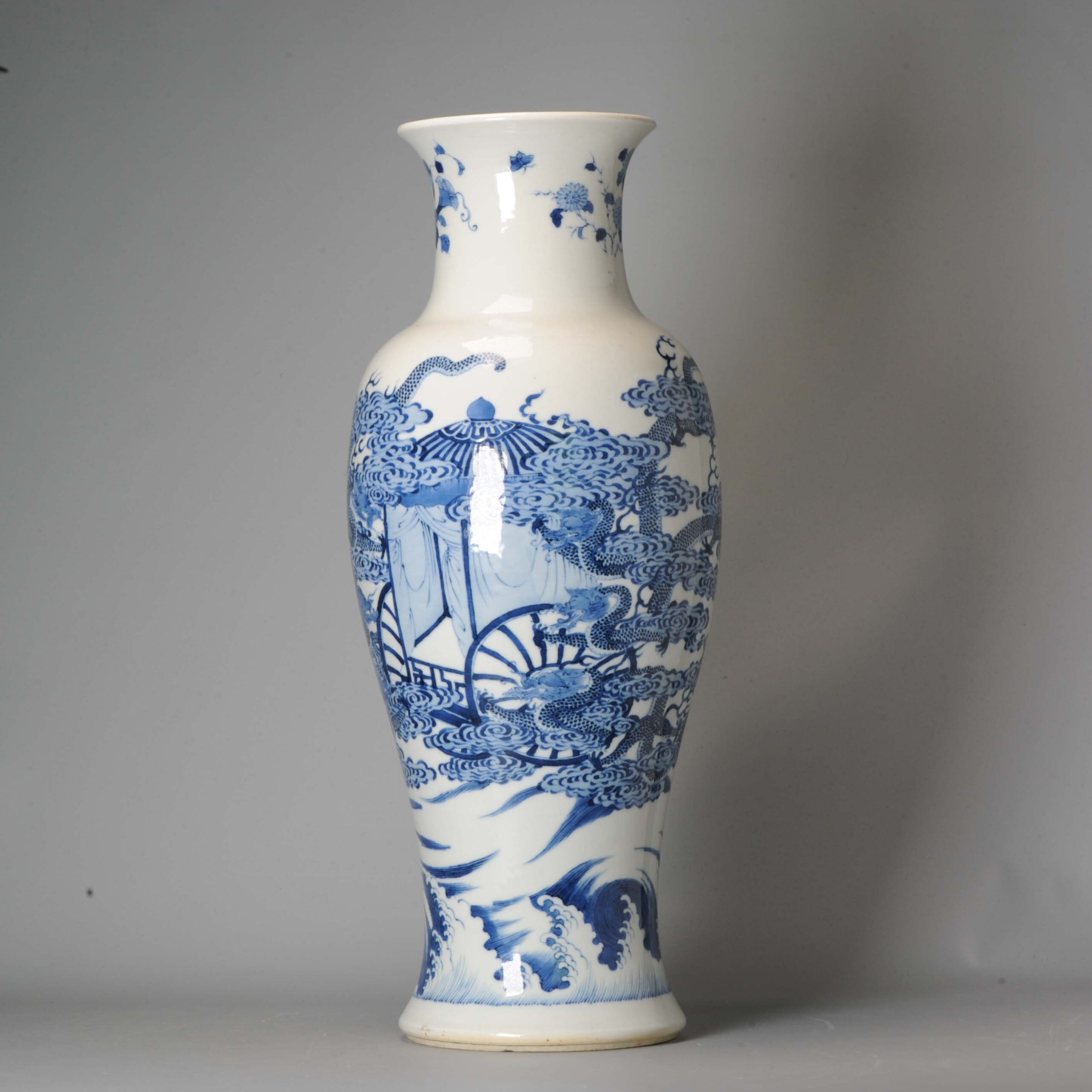 Baluster vase - Porcelain - PROC Blue and white Dragon Ruyi Clouds Kangxi marked - China - Image 11