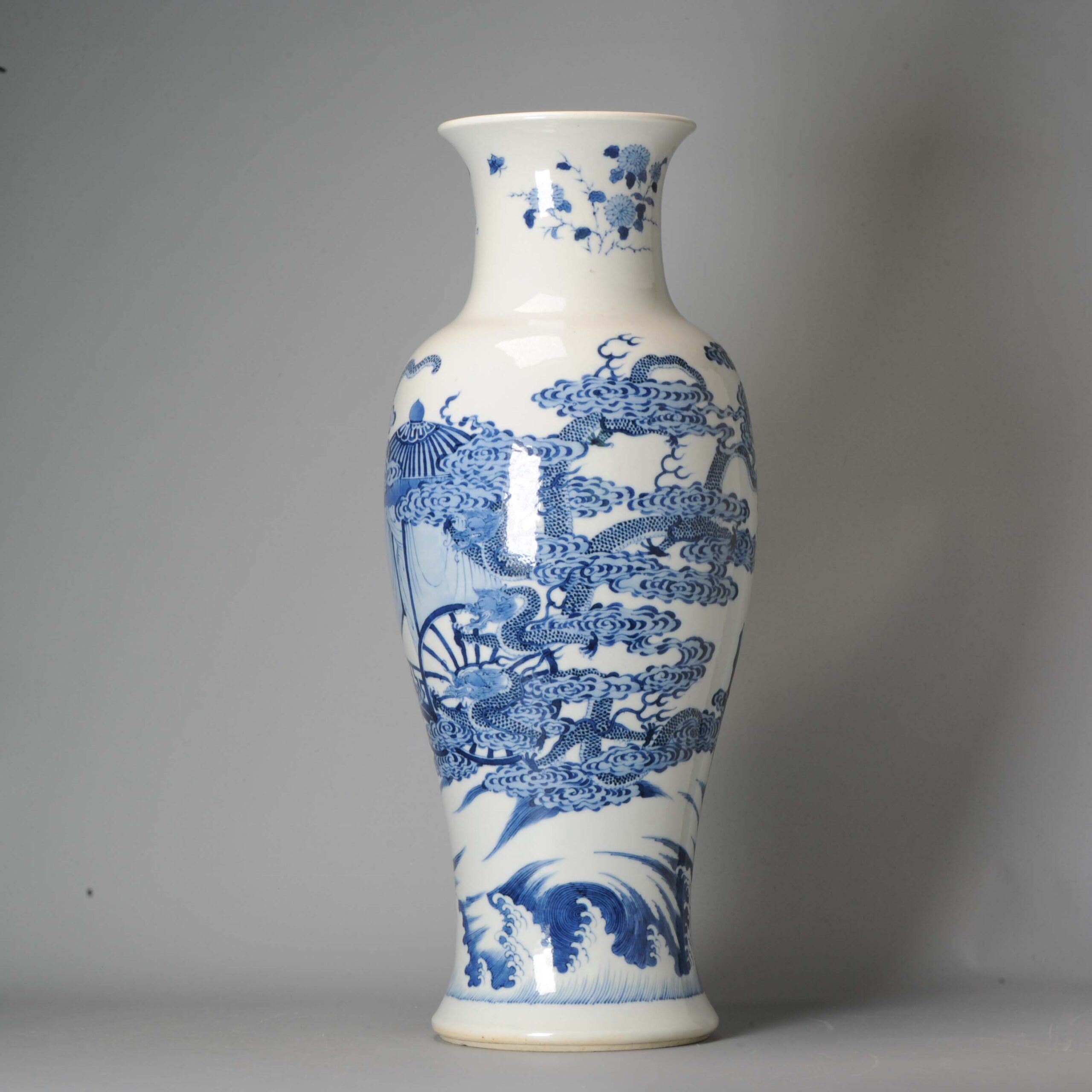Baluster vase - Porcelain - PROC Blue and white Dragon Ruyi Clouds Kangxi marked - China - Image 10
