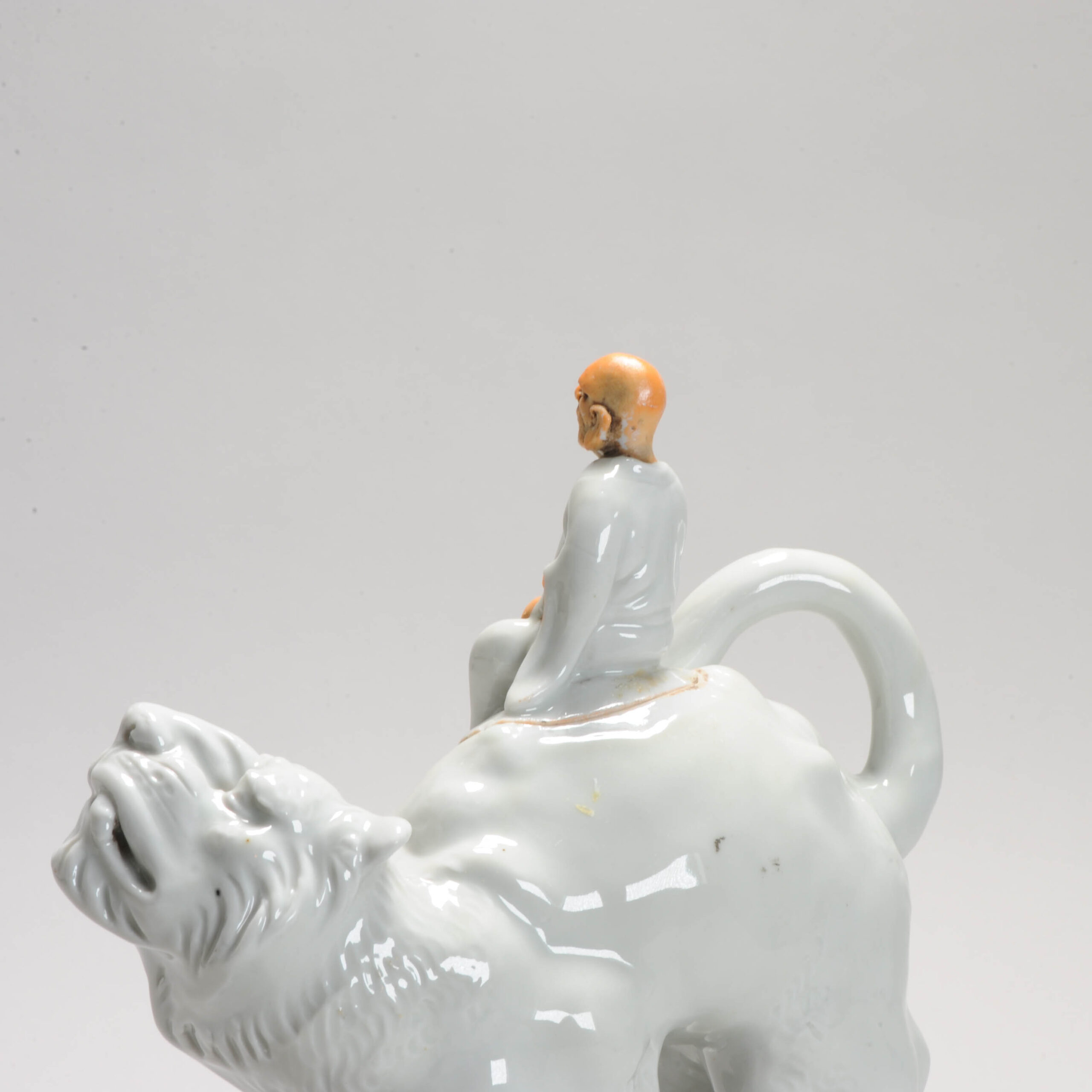 Antique 18C Qianlong Chinese Porcelain Incense Burner Arhat Who Tamed a Tiger Fúhǔ Luóhàn - Image 5