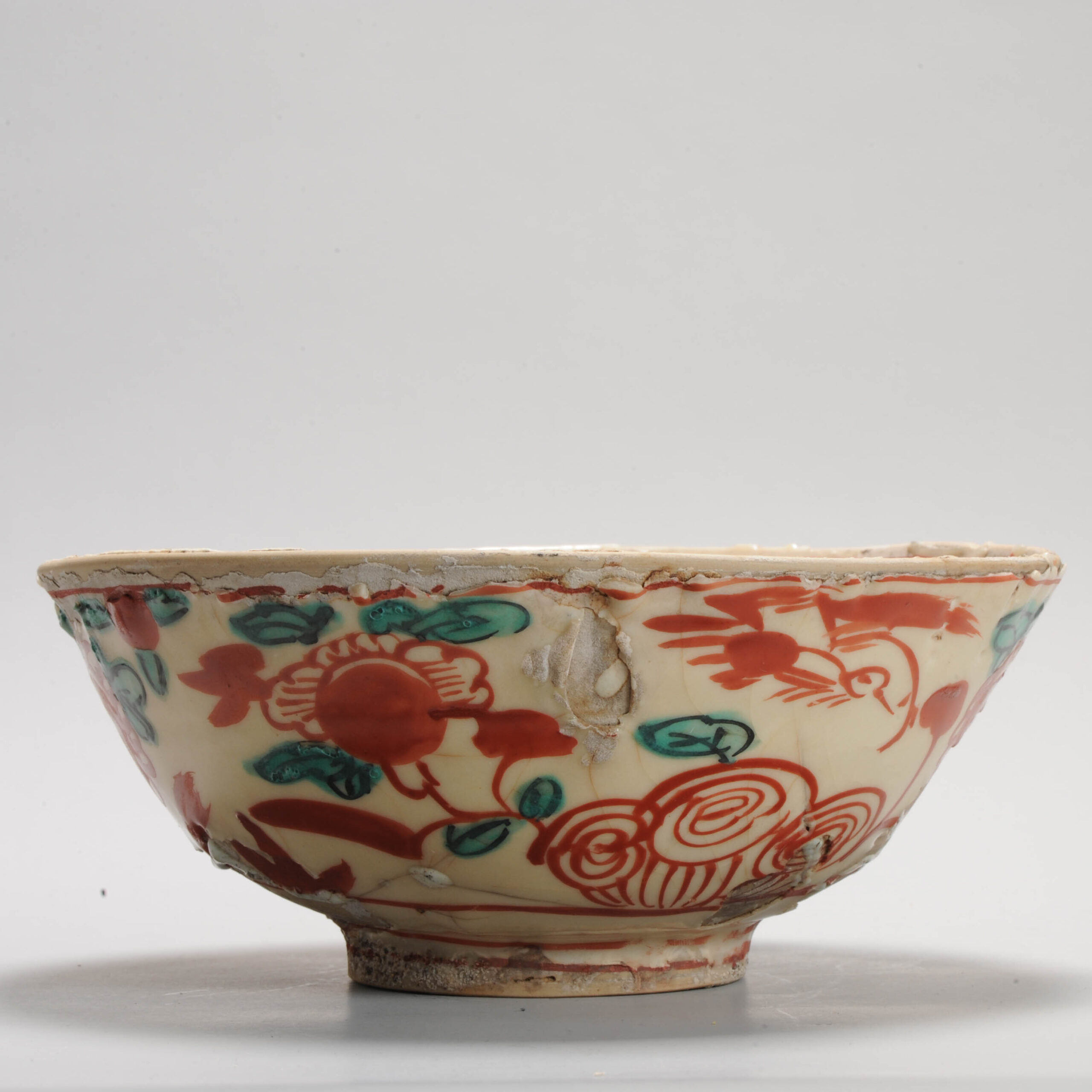 Antique Chinese Ming Swatow Zhangzhou Bowl Verte Red Flower Symbol Ca 1600 - Image 8