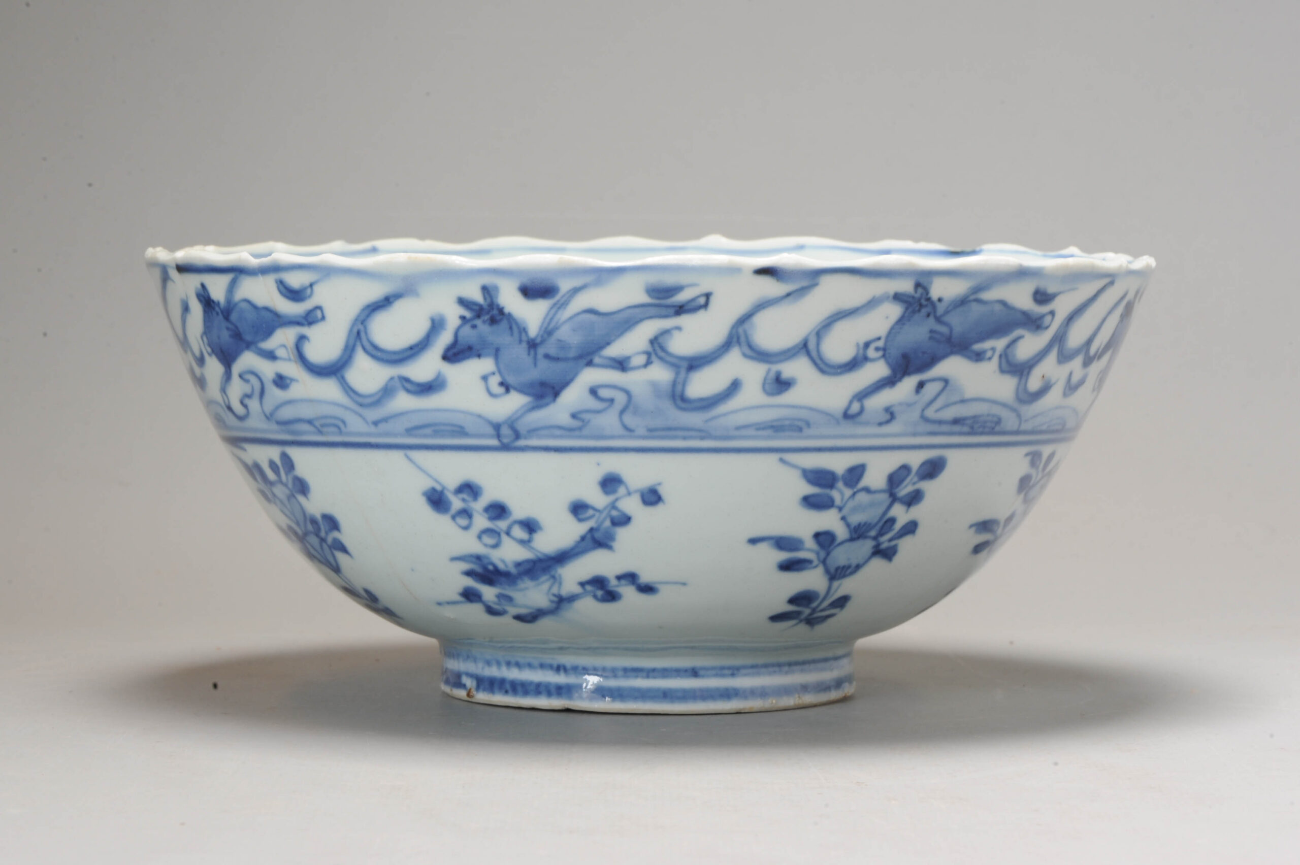 Wanli period Flying horse bowl Ca 1600 Ming Dynasty Chinese Porcelain - Image 5
