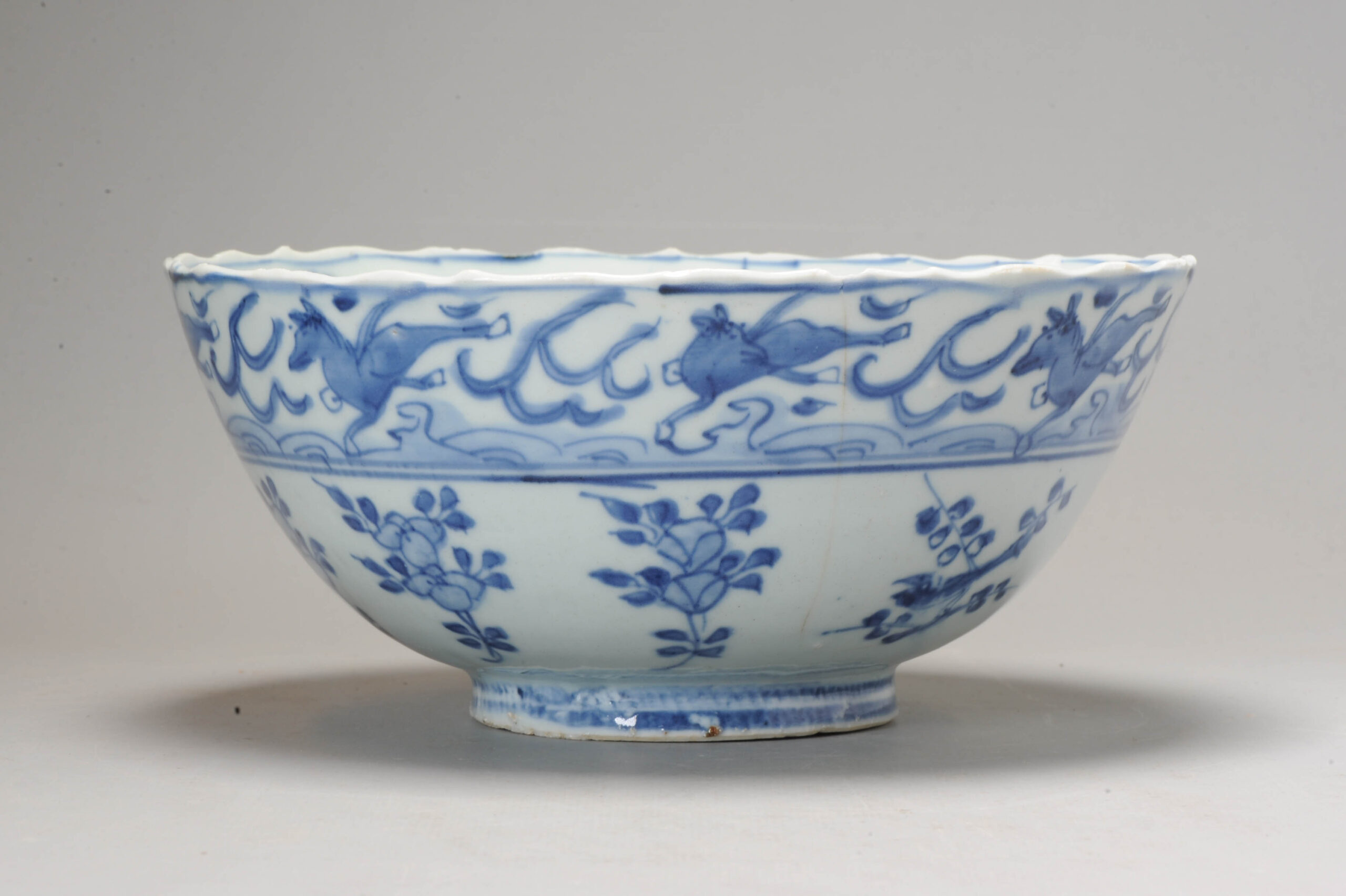 Wanli period Flying horse bowl Ca 1600 Ming Dynasty Chinese Porcelain - Image 7