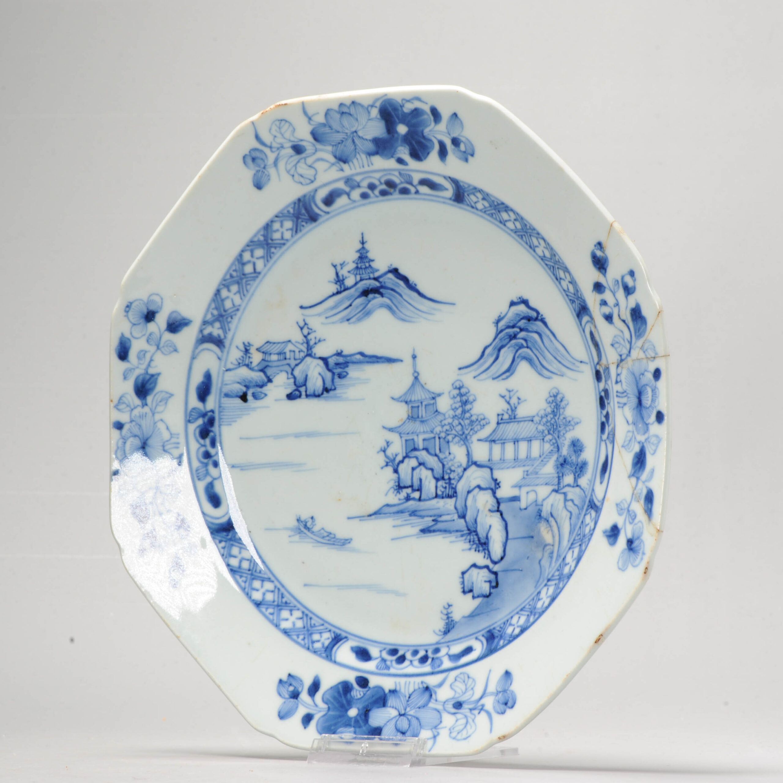 A Landscape Qianlong Yonzheng Chinese Porcelain Blue and White Plate 1730- 1740 China - Image 2