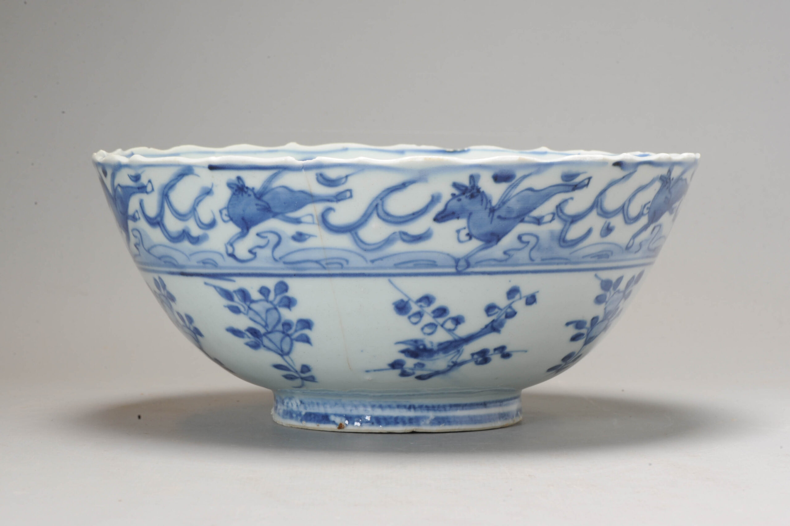 Wanli period Flying horse bowl Ca 1600 Ming Dynasty Chinese Porcelain - Image 6