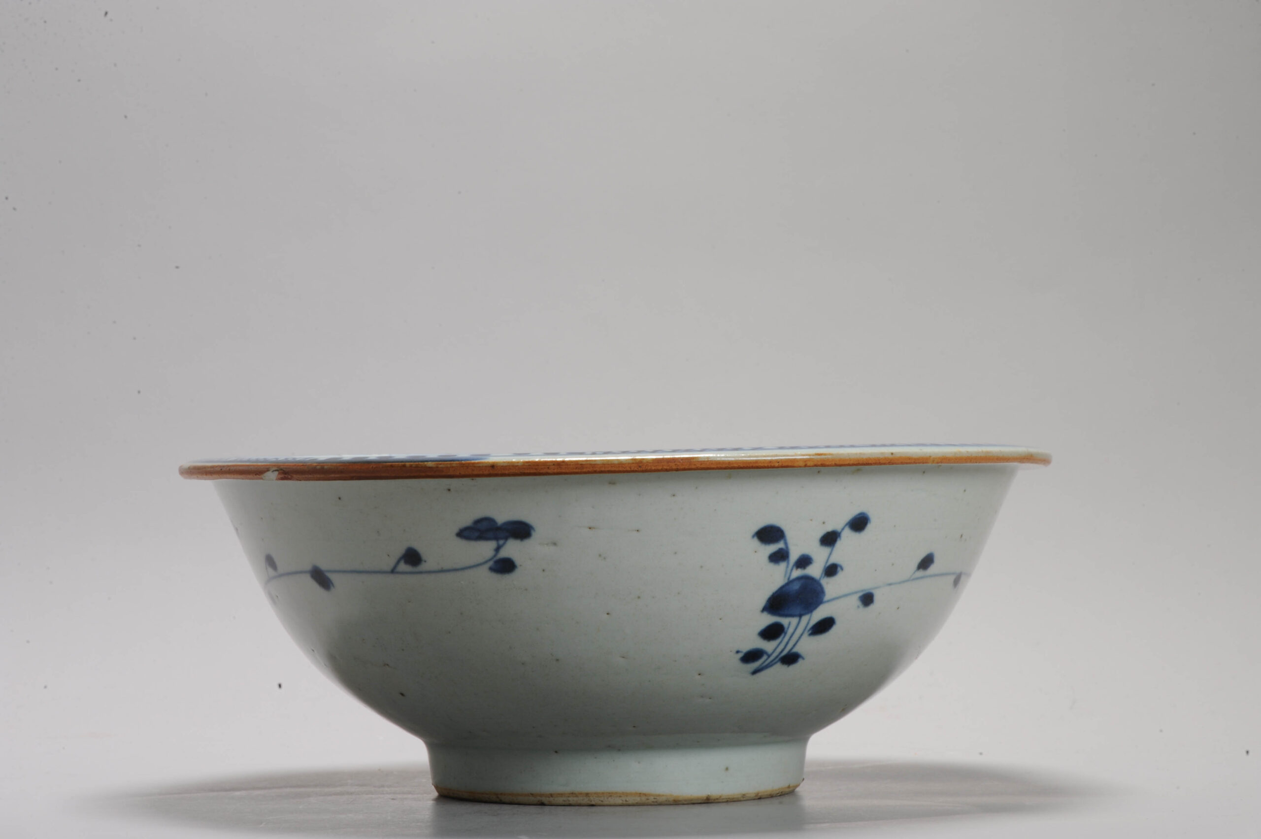 Antique 18/19C Chinese Porcelain Basin with a Landscape Bowl - Image 11