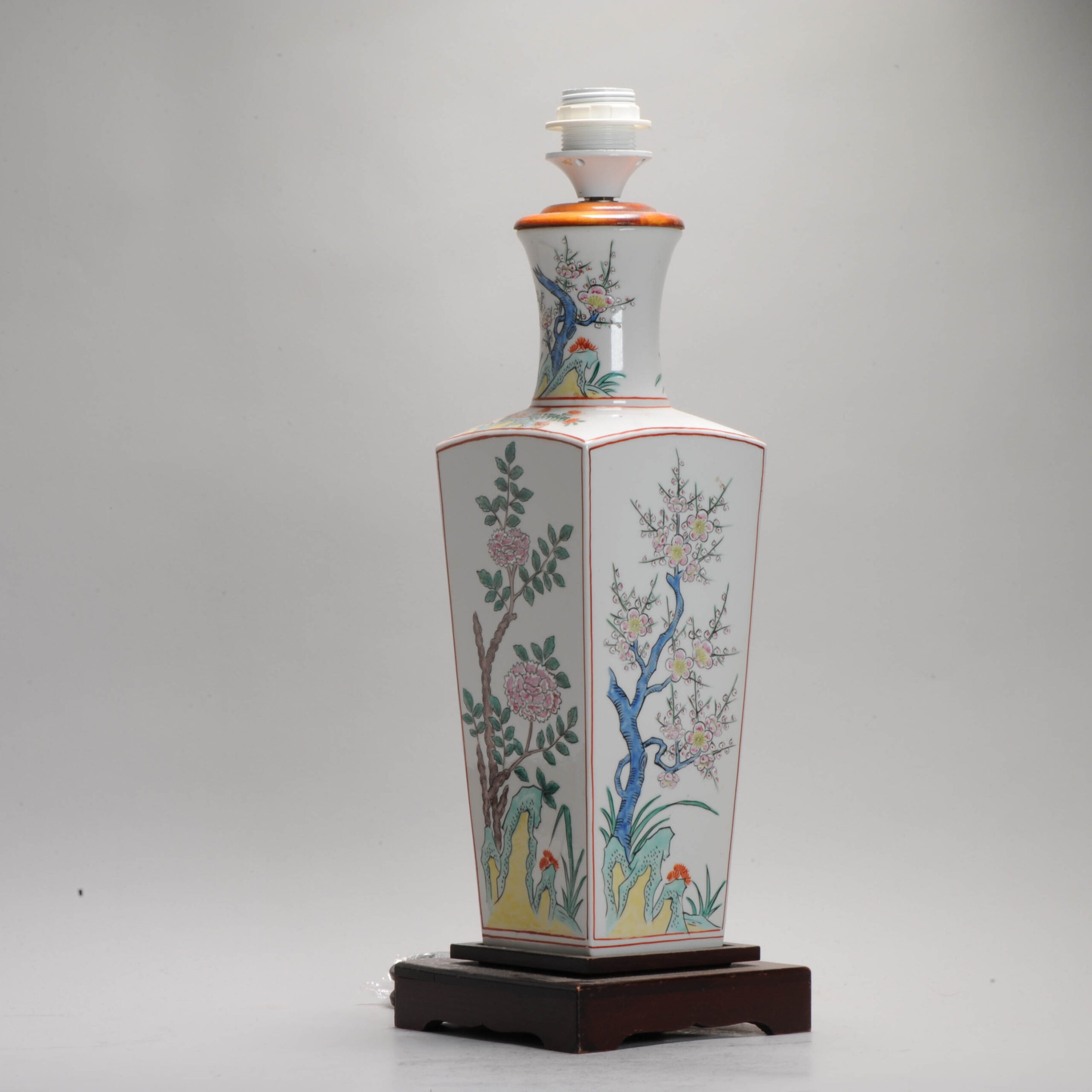 Lovely Antique Lamp Vase In Kakiemon Colors 19th century France Samson - Image 14