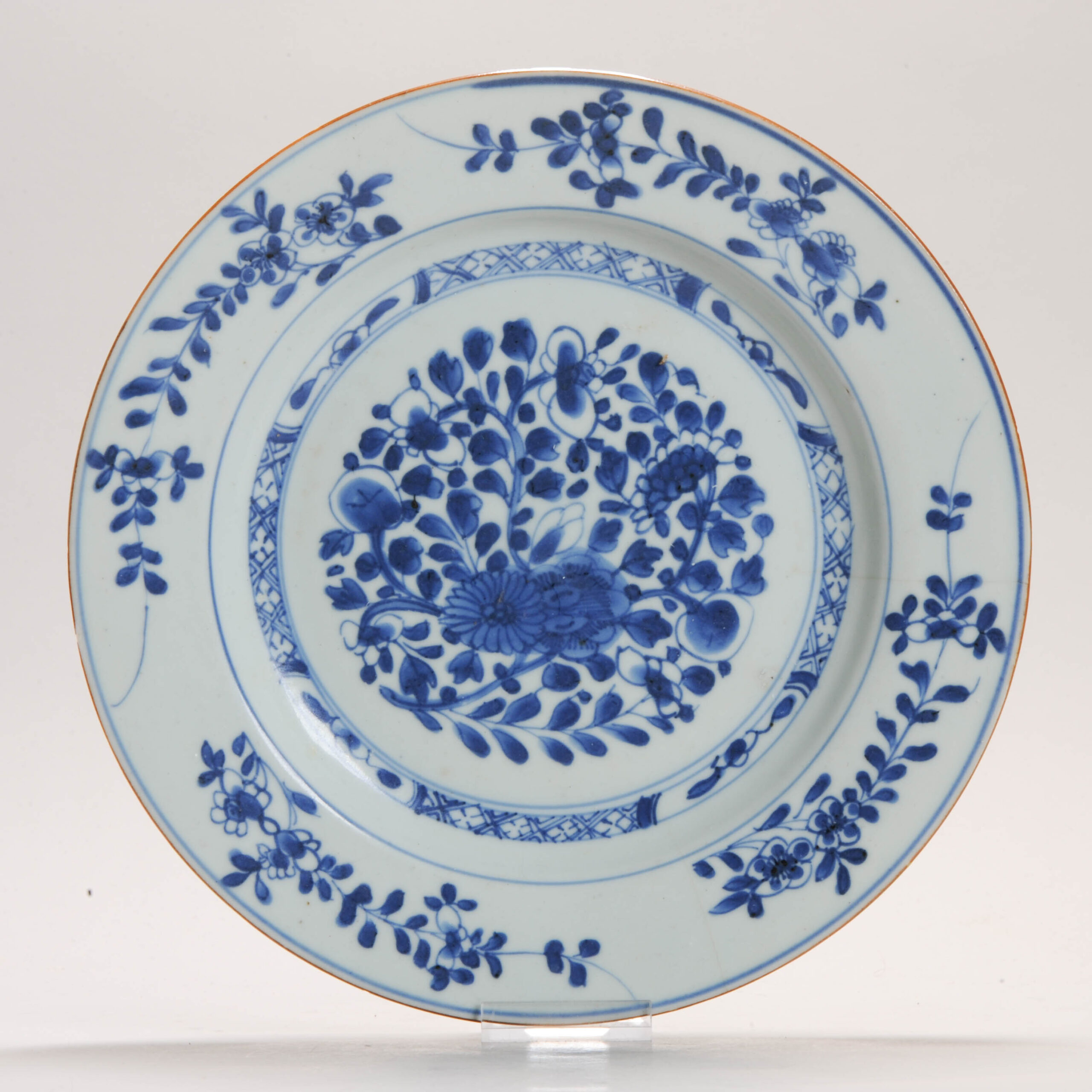 Antique Plate 18th Century Chinese Porcelain Blue and White Garden Qianlong
