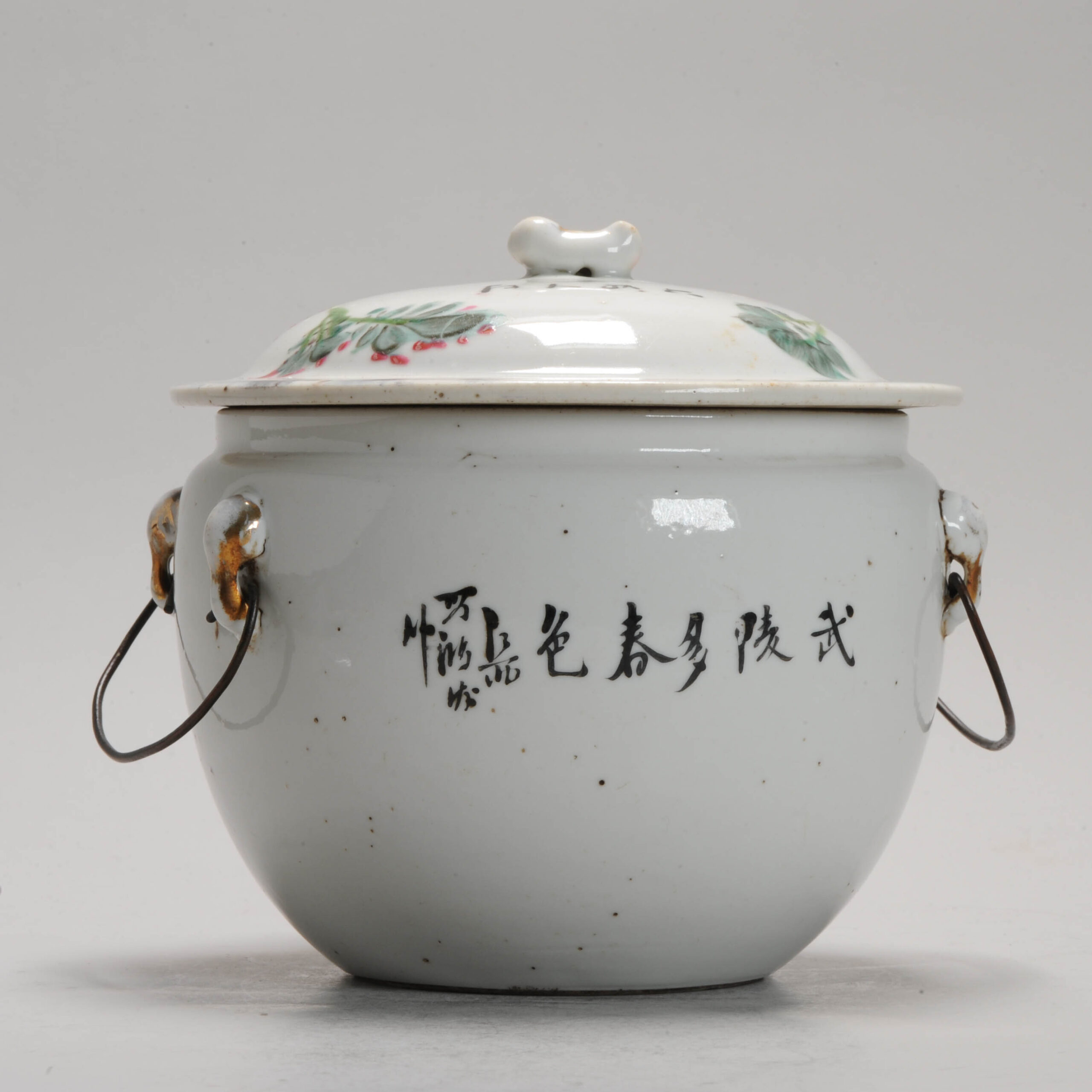 Antique 19C Chinese porcelain Kamcheng Tureen Fencai BIRD 19C Period - Image 4