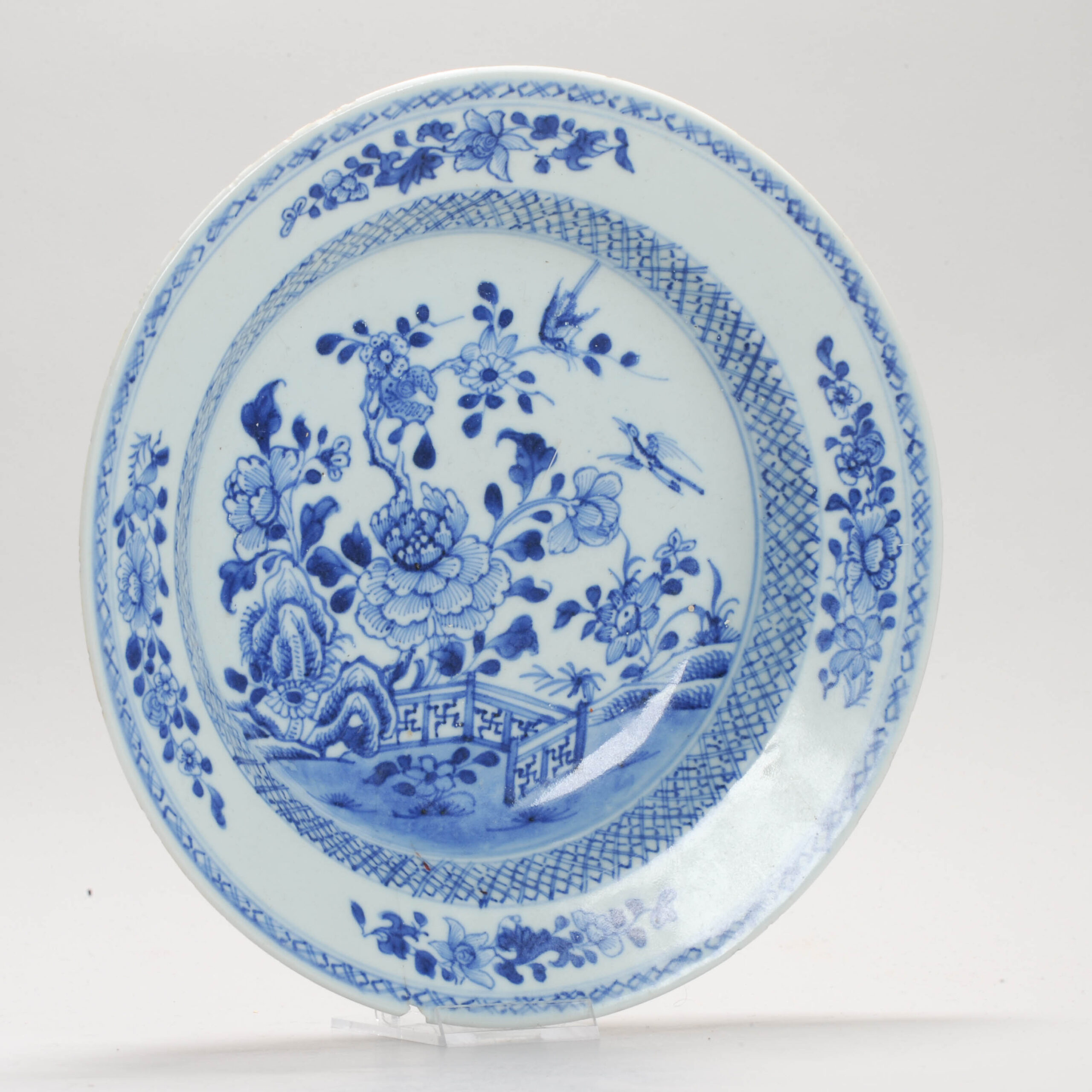 Antique Plate 18th Century Chinese Porcelain Blue and White Garden Qianlong - Image 2
