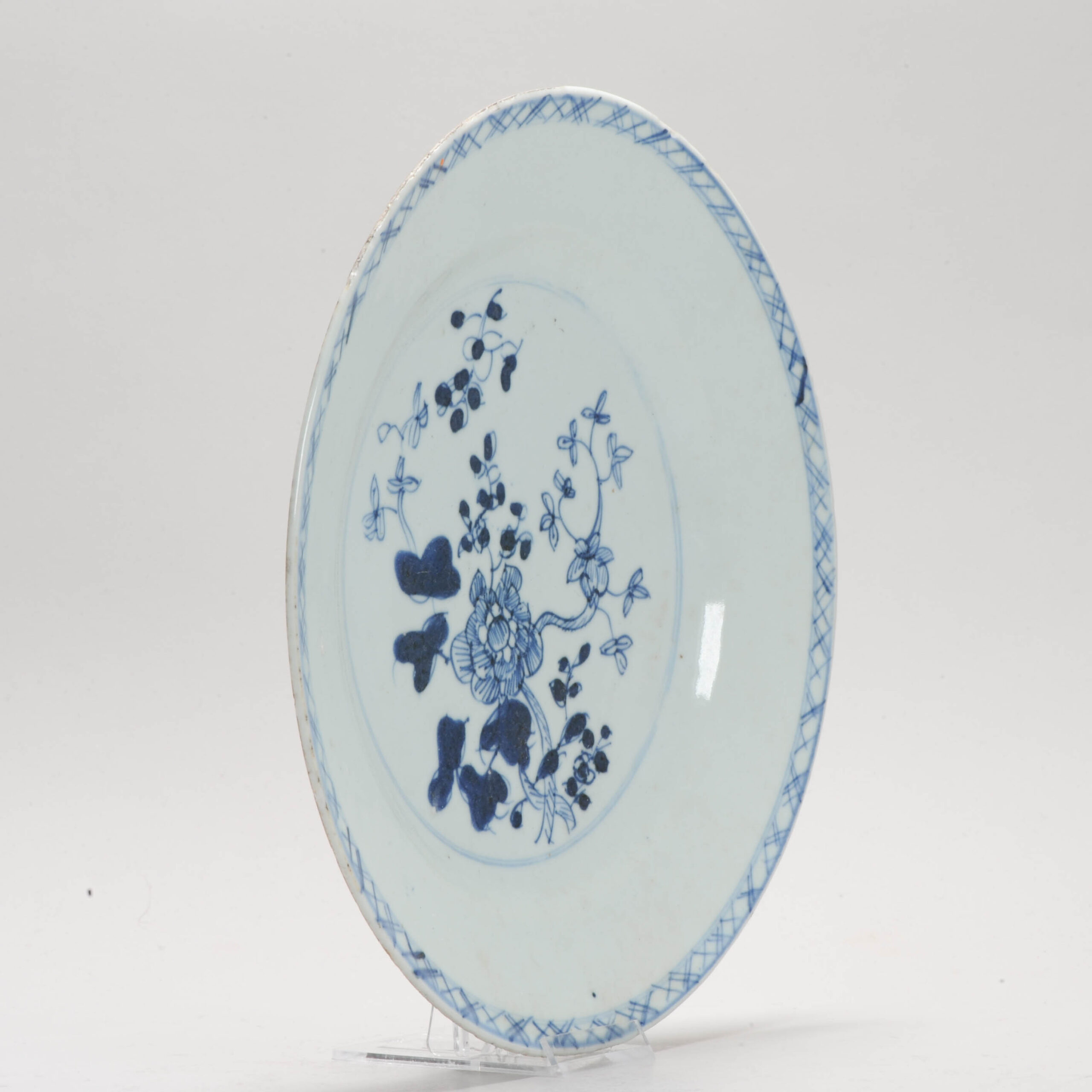 Antique Plate 18th Century Chinese Porcelain Blue and White Flower Qianlong Yongzheng - Image 9
