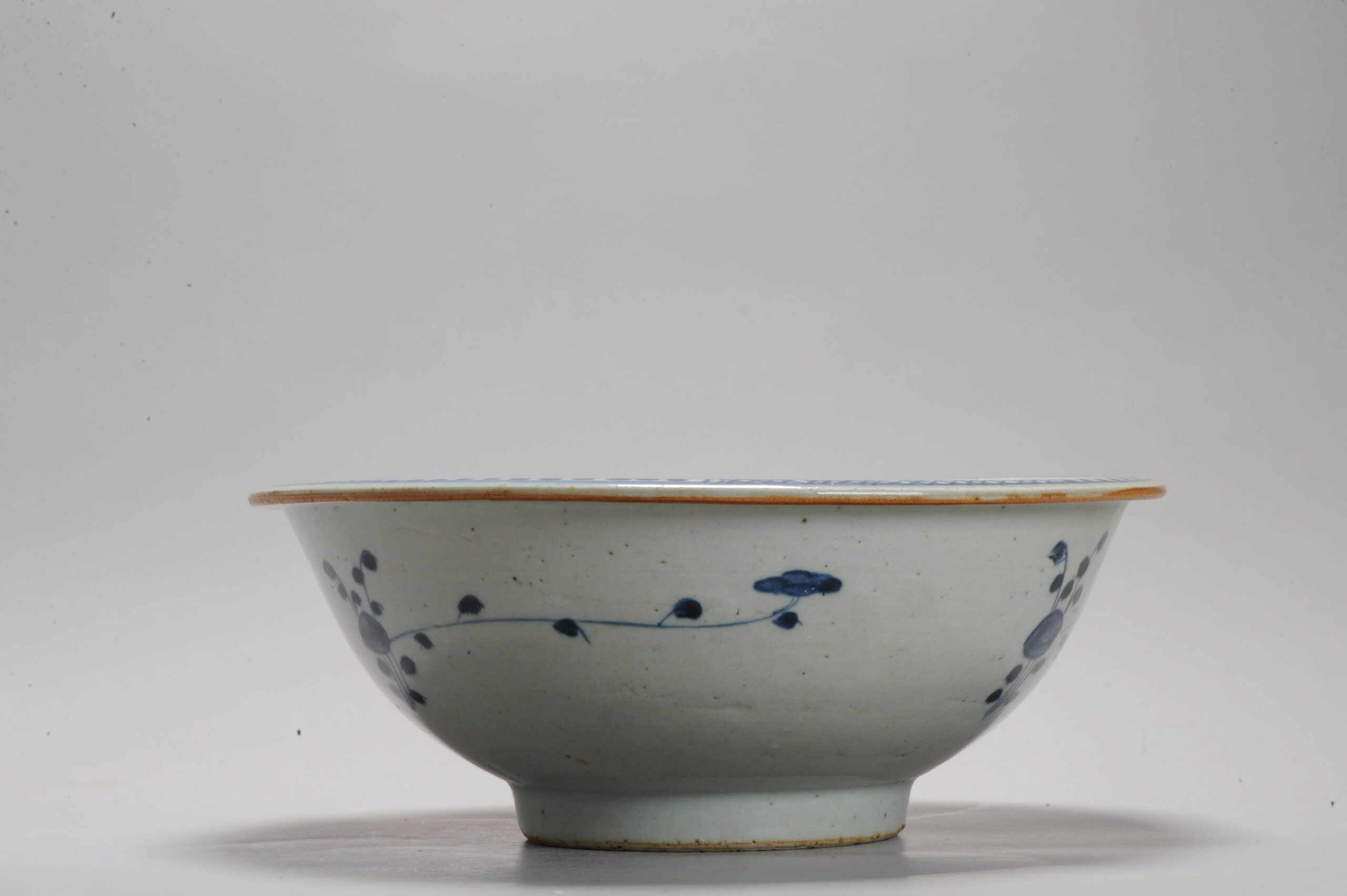 Antique 18/19C Chinese Porcelain Basin with a Landscape Bowl - Image 8