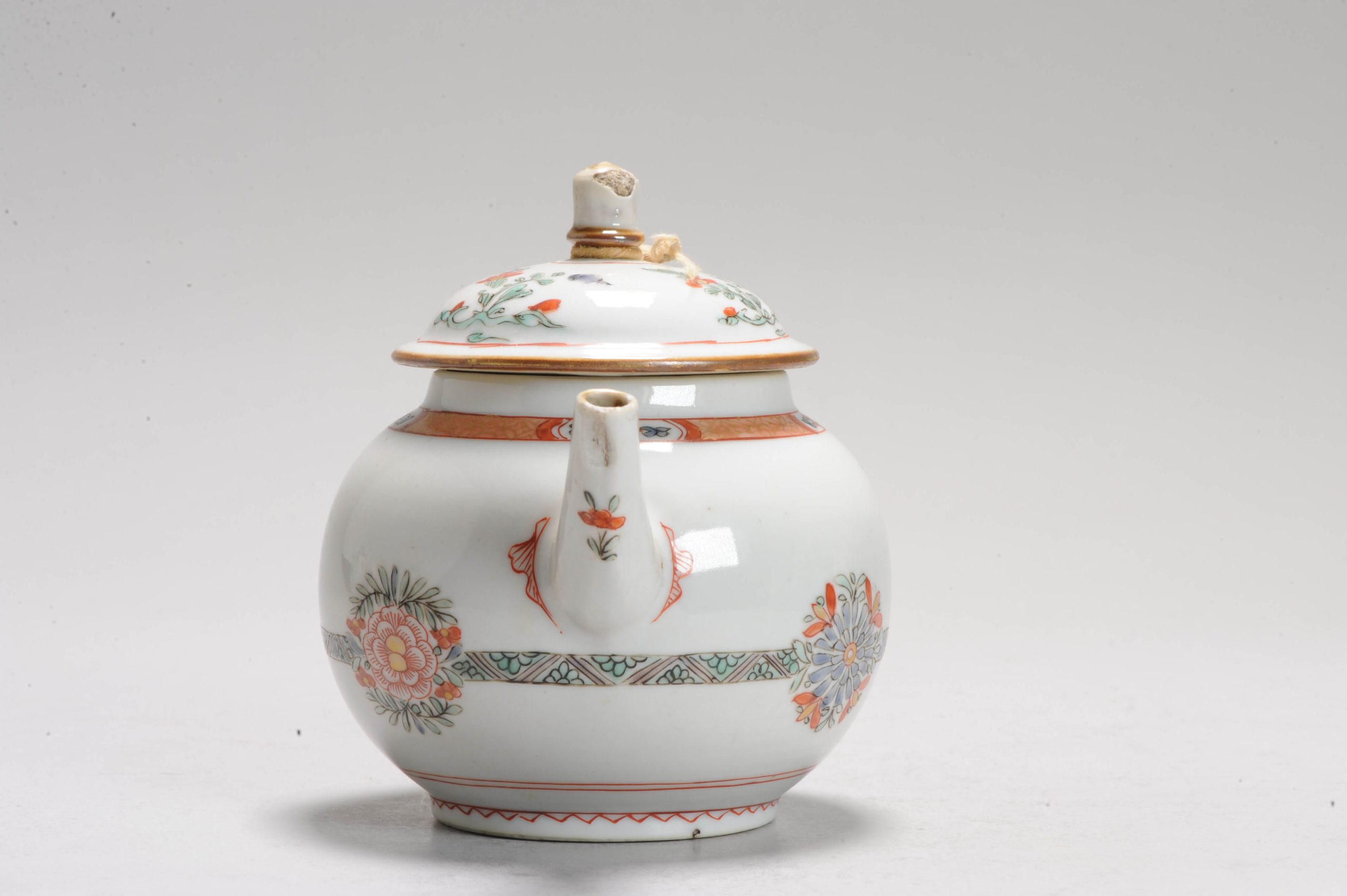 Antique Ca 1700 Chinese Porcelain Kangxi Famille Verte Rare Decorated Teapot - Image 5
