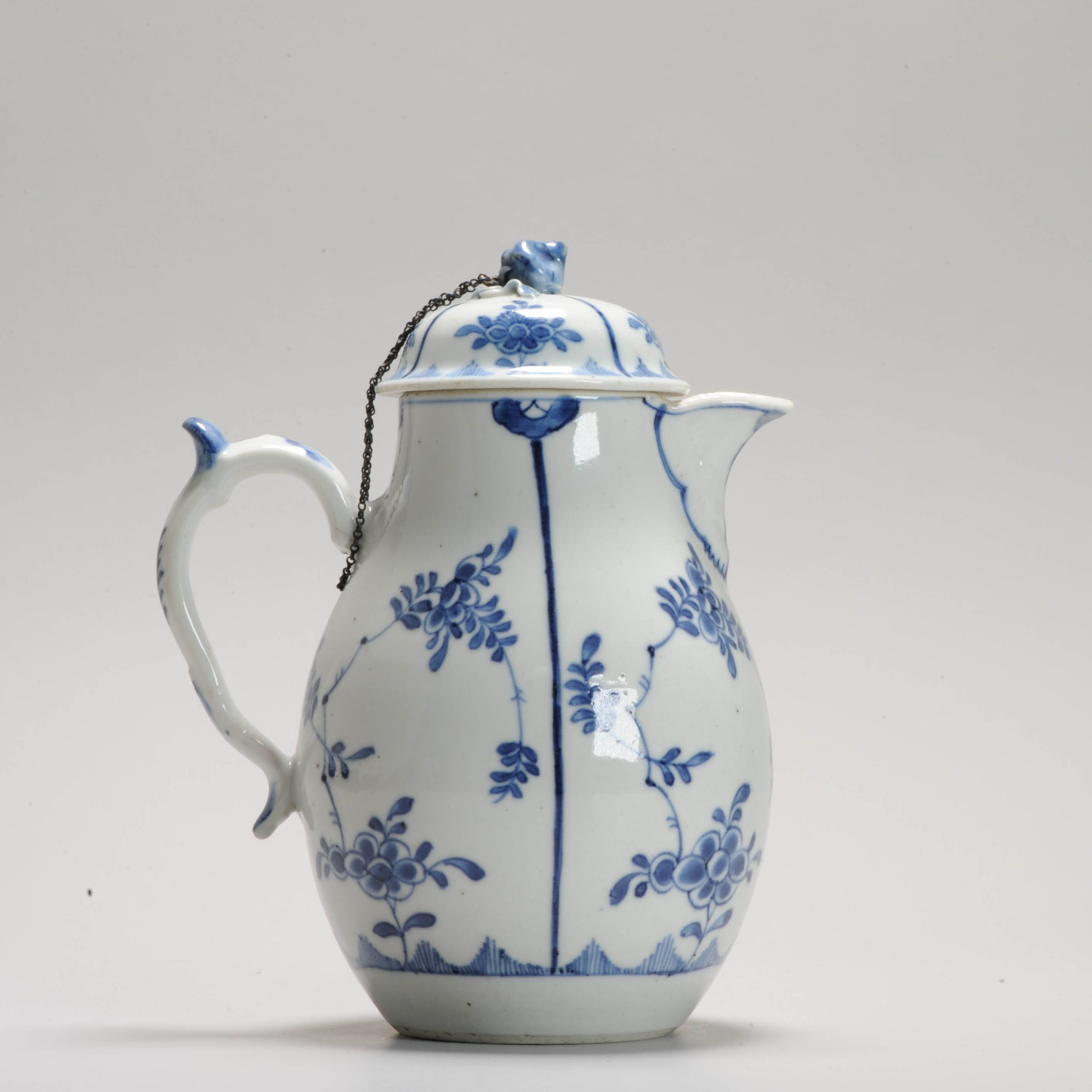 A Chinese Porcelain Qianlong period Creamer Antique Softpaste Garden Landscape