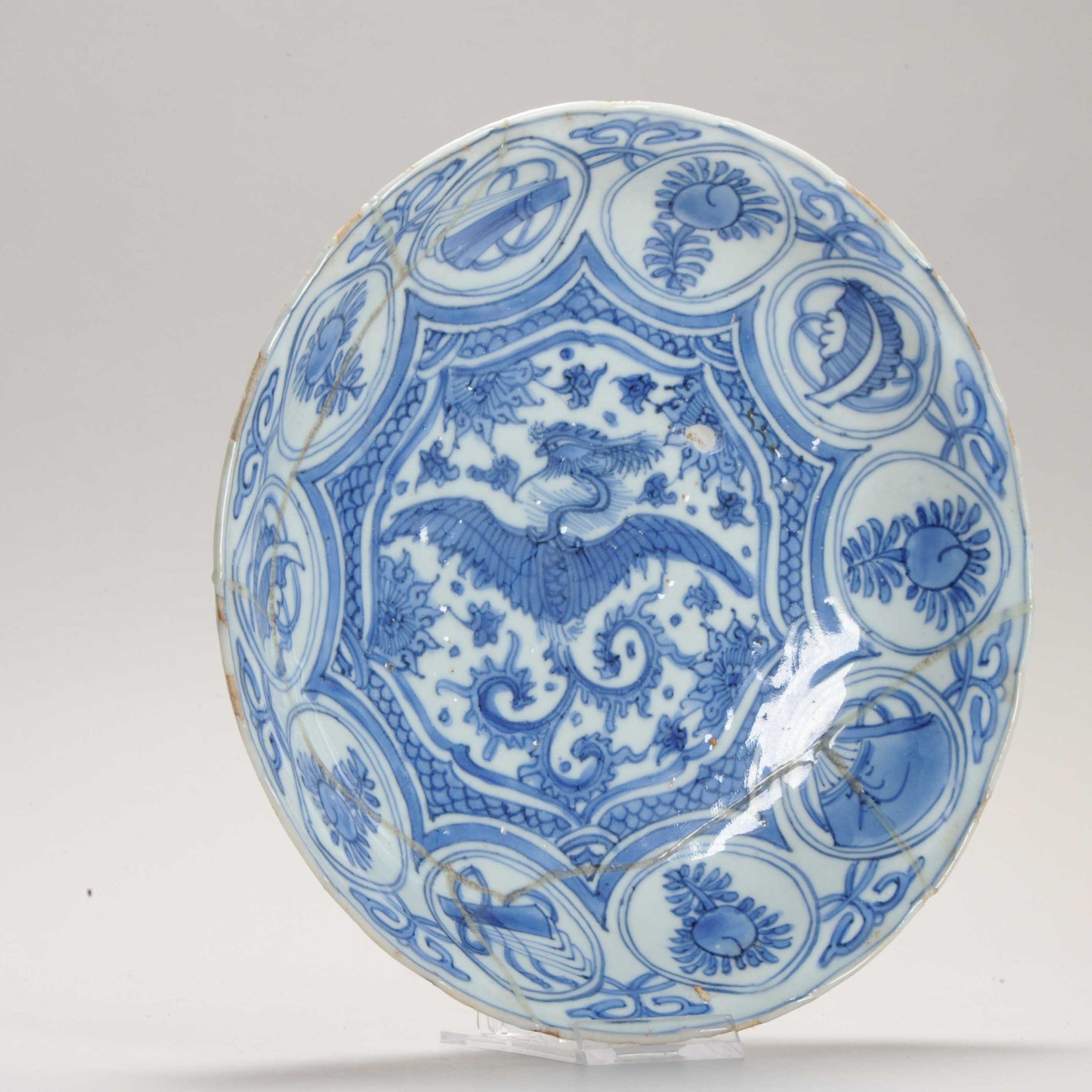 Antique Transitional Ming Chinese Porcelain Fenghuang Kraak dish Flowers Symbols - Image 2