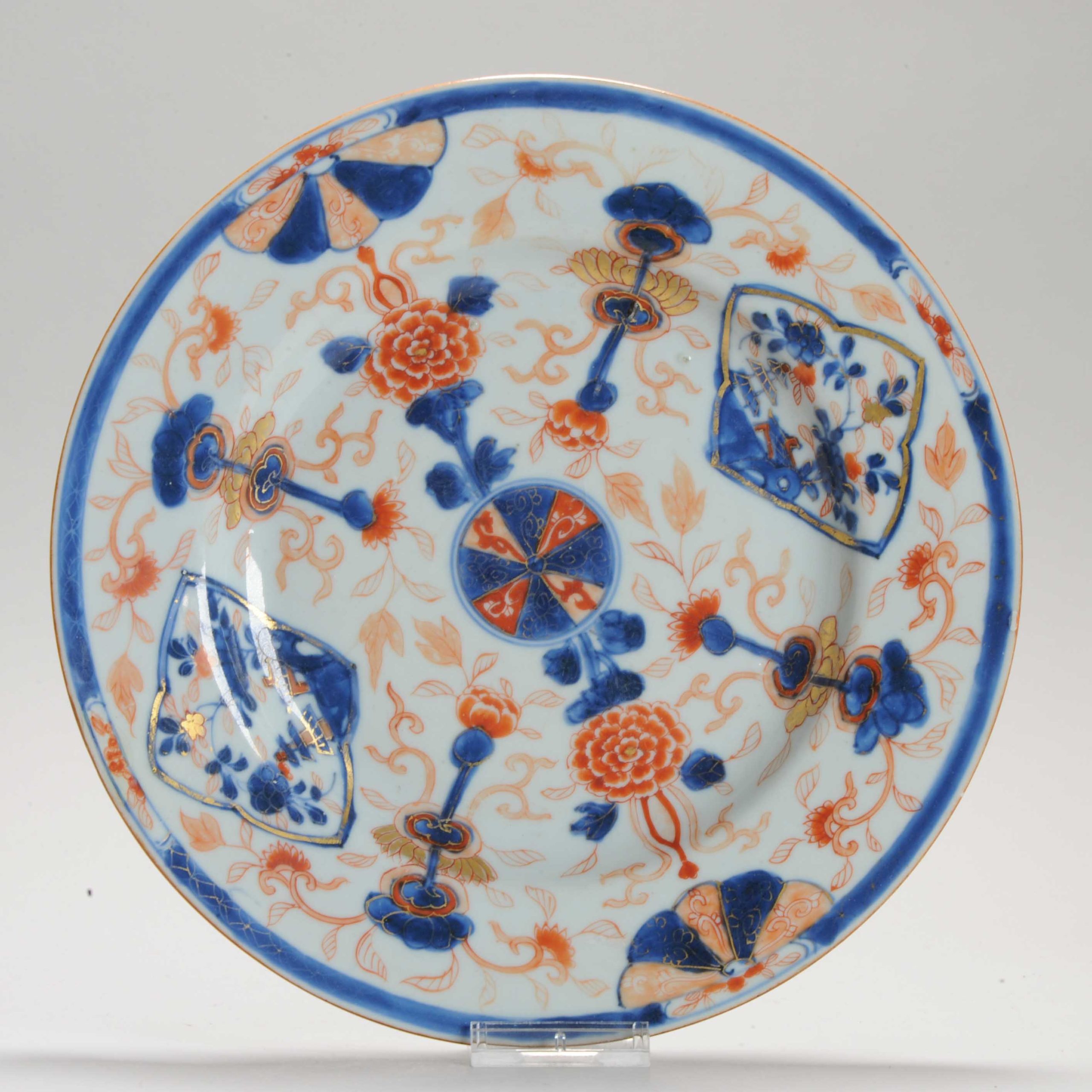 Antique Imari Chinese Plate 18th Flower Buddhist flowers Chinese Porcelain Kangxi Period